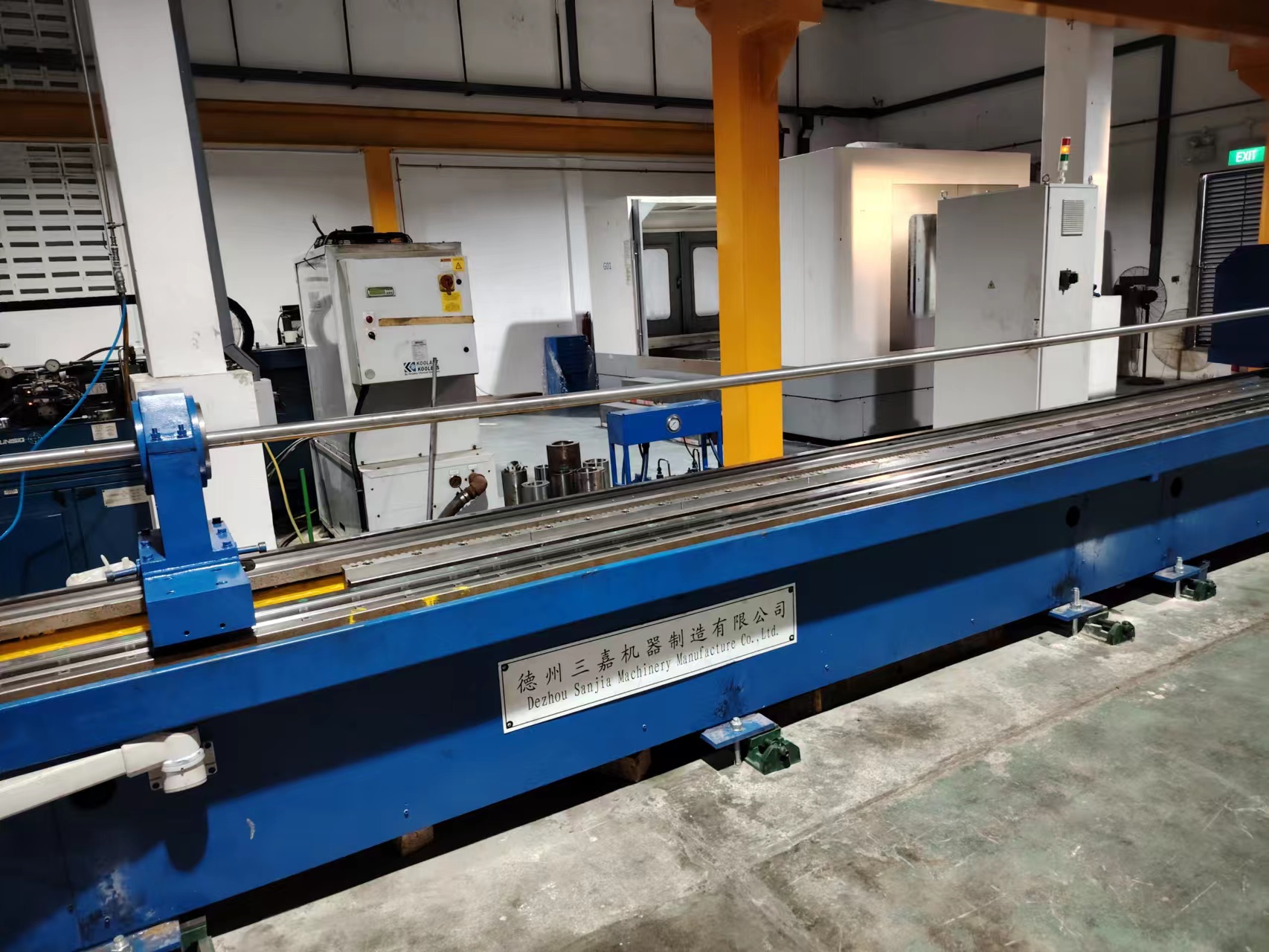 Drilling and Boring Machine